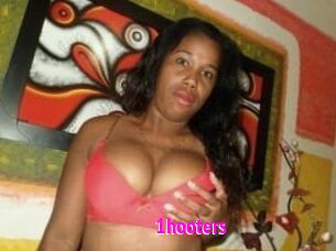 1hooters