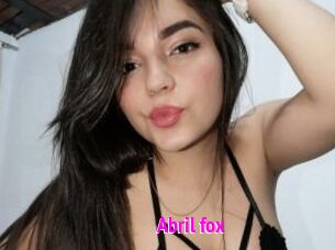 Abril_fox