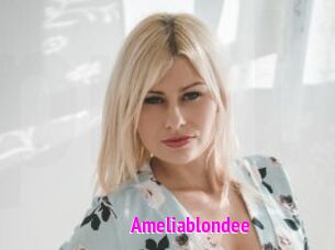 Ameliablondee