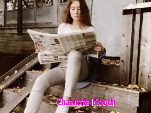 Charlotte_Mooch