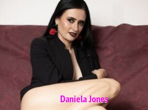 Daniela_Jones