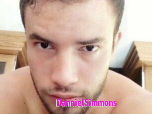 Danniel_Simmons