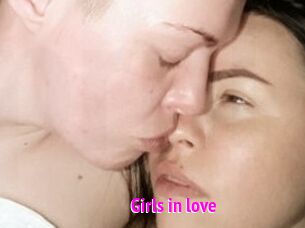 Girls_in_love