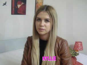 KYLLIE_