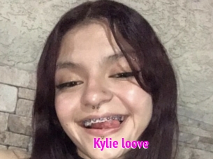 Kylie_loove