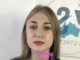 LauraDzi