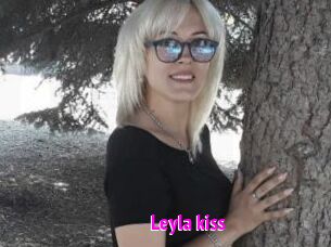 Leyla_kiss