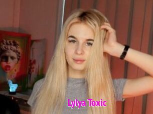 Lylya_Toxic