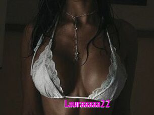 Lauraaaaa22