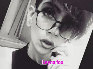 Leyna_fox