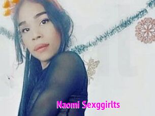 Naomi_Sexggirlts