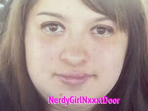 NerdyGirlNxxxtDoor