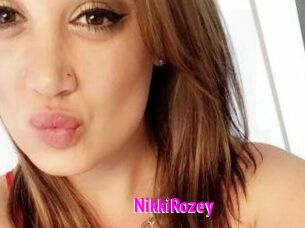 Nikki_Rozey