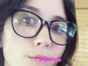 Shyhotwife