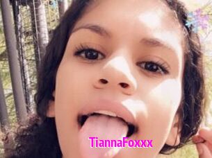 TiannaFoxxx